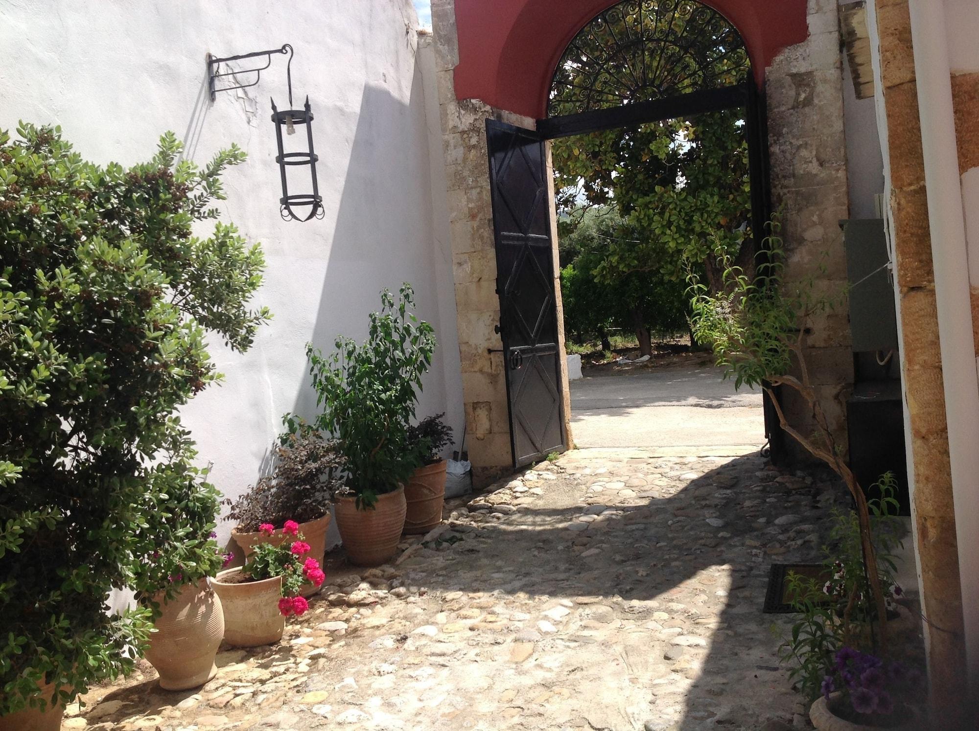 Oasis Guesthouse Chania  Exterior photo